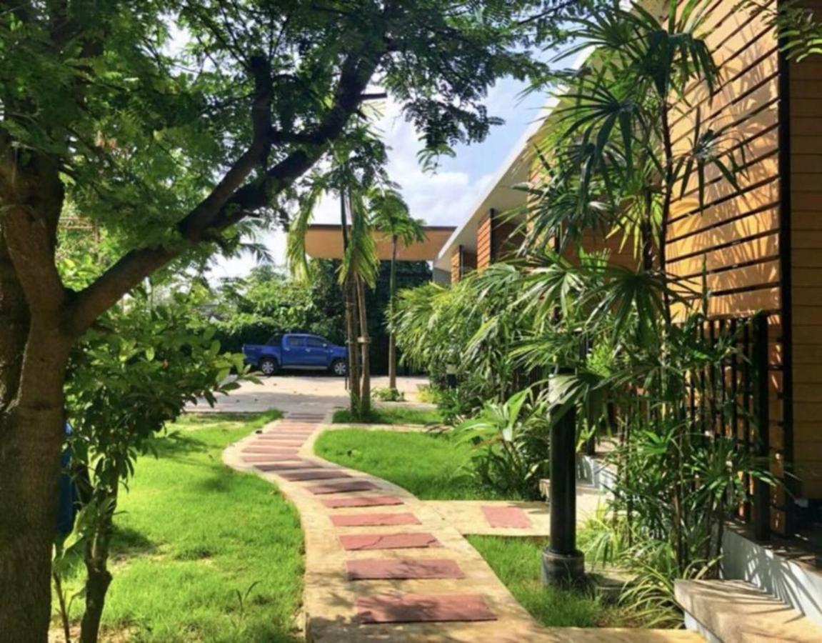 Phumi Resort Thalang Bagian luar foto